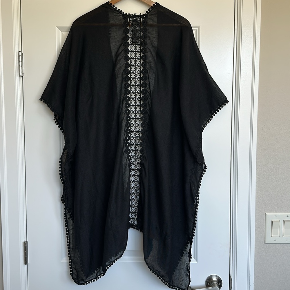 NWOT Rachel Zoe Women’s Kimono Swimsuit Cover-Up Black Front Tie One Size Poms